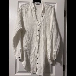 Urban Daizy gauze crinkle button down